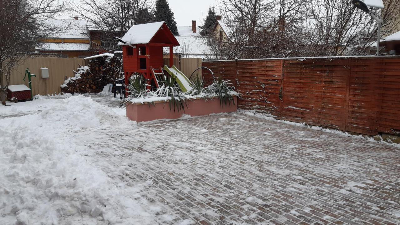 Alom Apartman Hajdúszoboszló Екстериор снимка