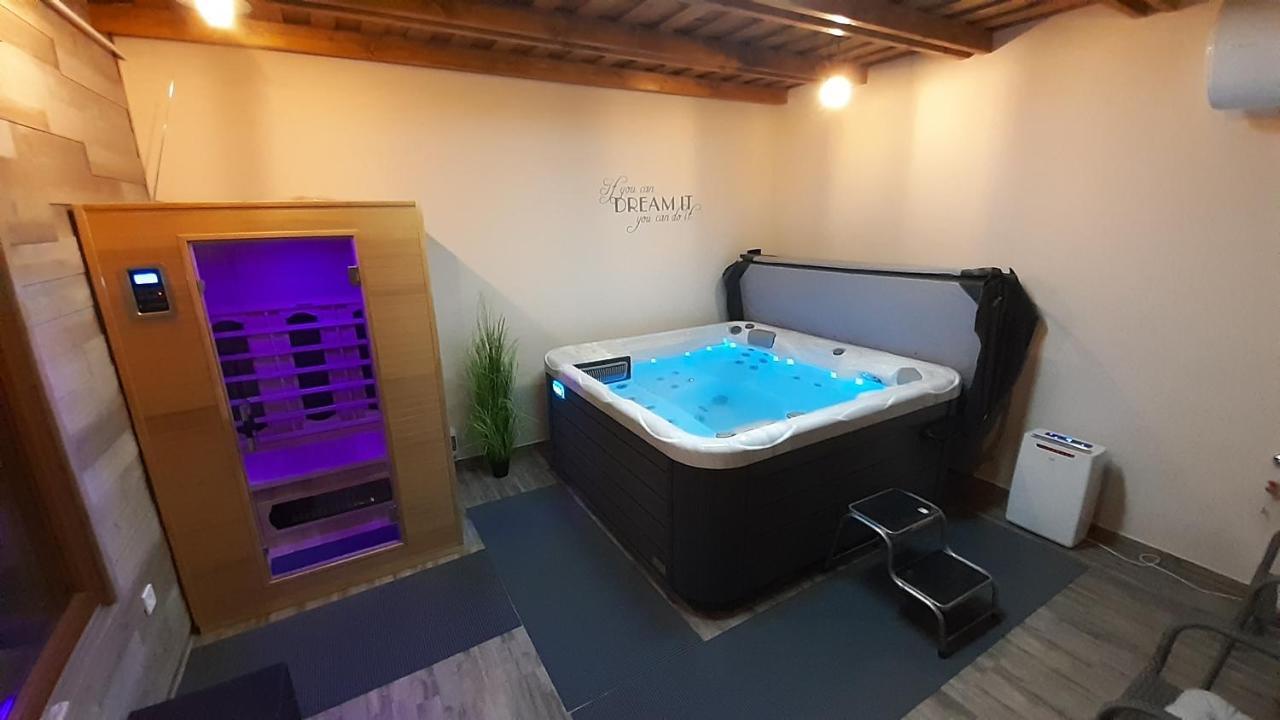 Alom Apartman Hajdúszoboszló Екстериор снимка