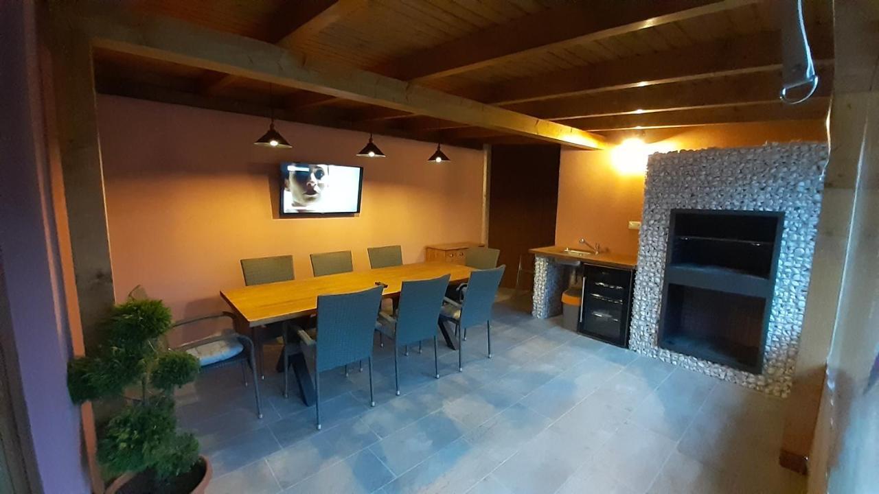 Alom Apartman Hajdúszoboszló Екстериор снимка