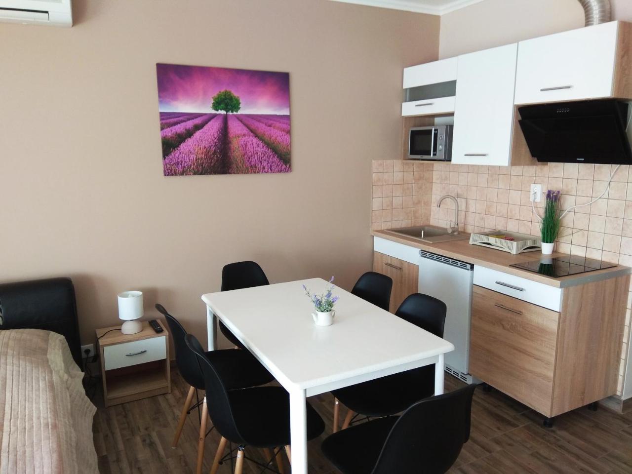 Alom Apartman Hajdúszoboszló Екстериор снимка